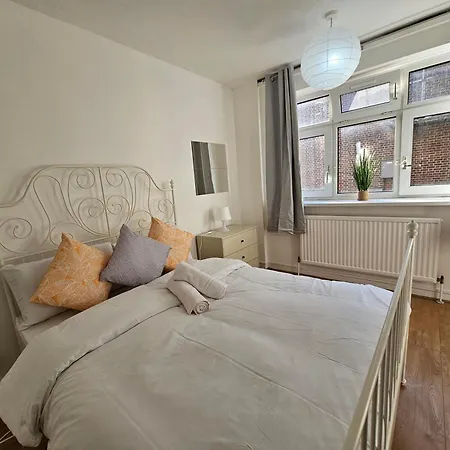 Towerhill Rooms